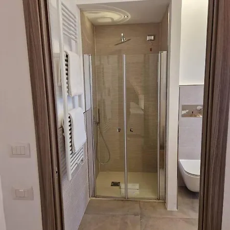 ゲストハウス Summerhouse 4*