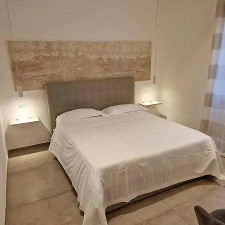 Summerhouse 4* オルビア