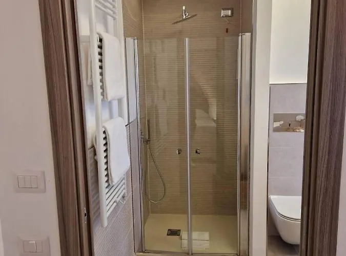 ゲストハウス Summerhouse 4*